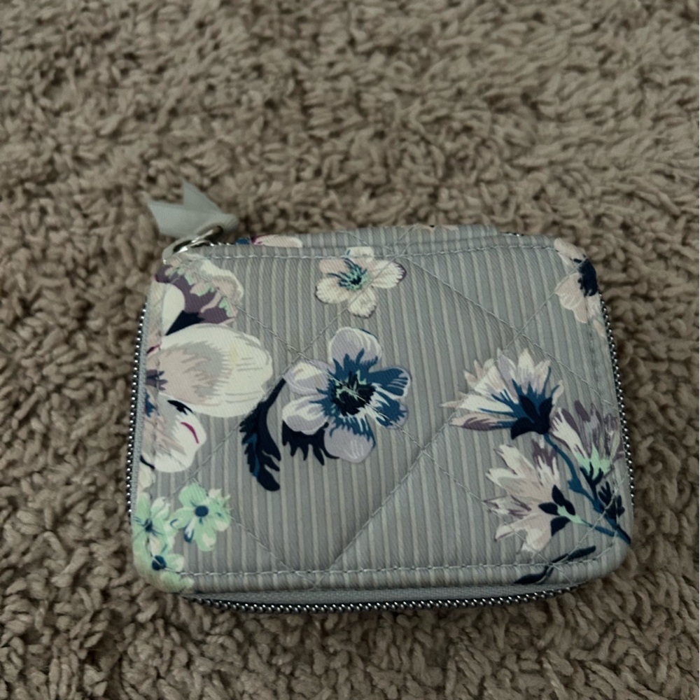 NWOT Vera Bradley Iconic Travel Pill Case in Park Stripe